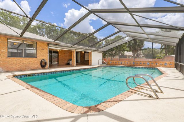 460 Neptune Drive NE, Palm Bay, FL 32907