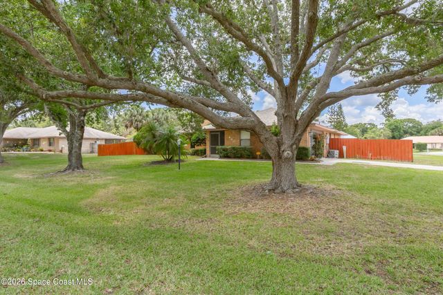 460 Neptune Drive NE, Palm Bay, FL 32907