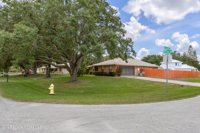 460 Neptune Drive NE, Palm Bay, FL 32907