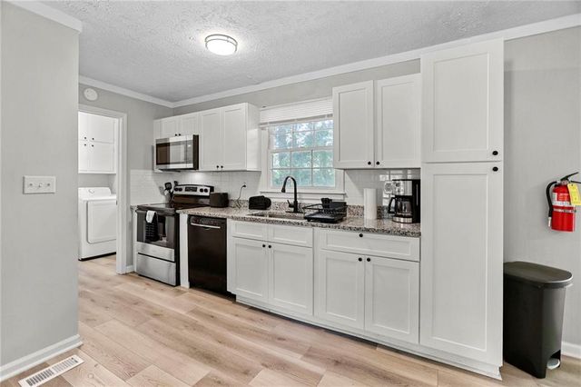 20 Carriage Trce, Stockbridge, GA 30265