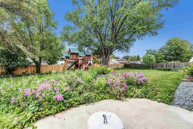 529 ARROWHEAD DRIVE, Green Bay, WI 54301