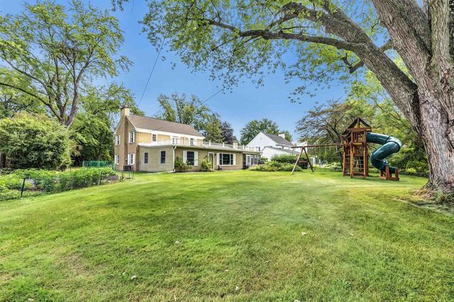 529 ARROWHEAD DRIVE, Green Bay, WI 54301