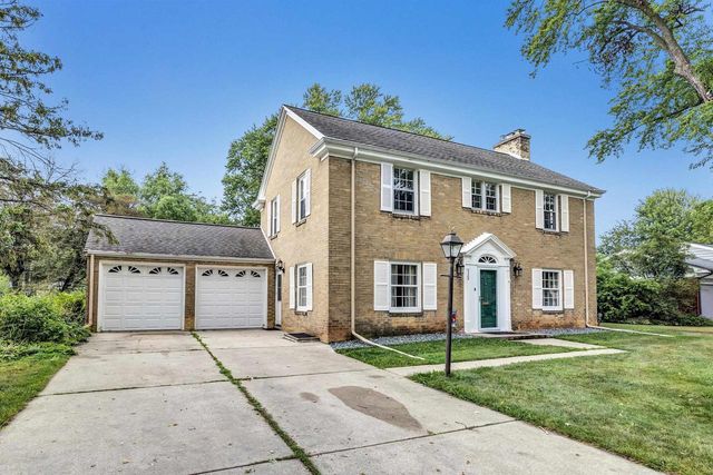 529 ARROWHEAD DRIVE, Green Bay, WI 54301