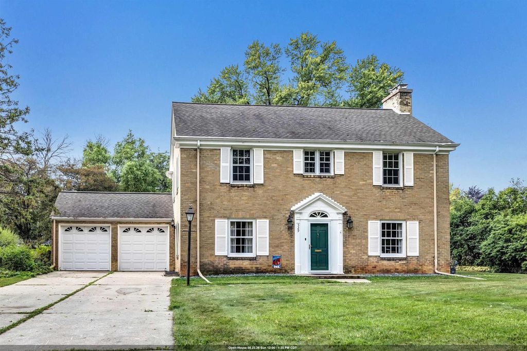 529 ARROWHEAD DRIVE, Green Bay, WI 54301