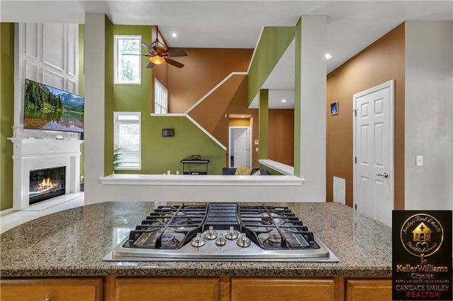 256 Ennis Brook Dr SE, Smyrna, GA 30082