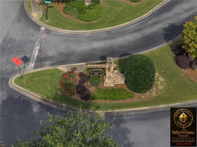 256 Ennis Brook Dr SE, Smyrna, GA 30082