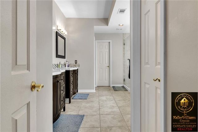 256 Ennis Brook Dr SE, Smyrna, GA 30082