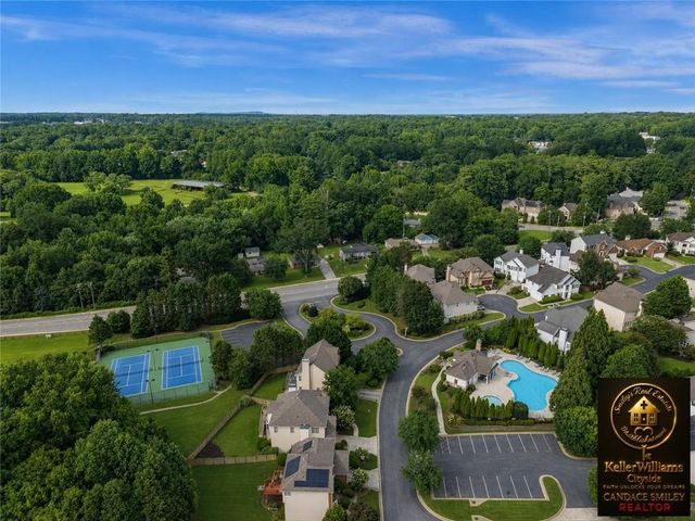 256 Ennis Brook Dr SE, Smyrna, GA 30082
