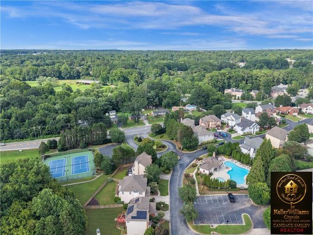 256 Ennis Brook Dr SE, Smyrna, GA 30082