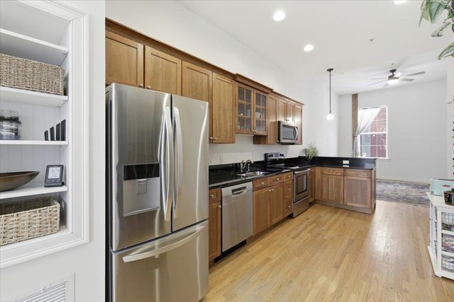 14 Knight St Apt 2, Concord, NH 03301