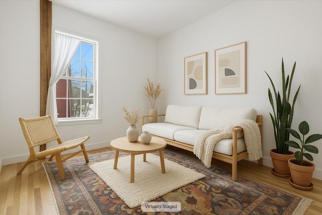 14 Knight St Apt 2, Concord, NH 03301