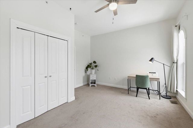 14 Knight St Apt 2, Concord, NH 03301