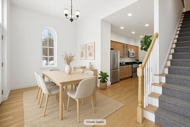 14 Knight St Apt 2, Concord, NH 03301