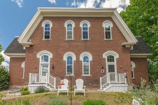 14 Knight St Apt 2, Concord, NH 03301