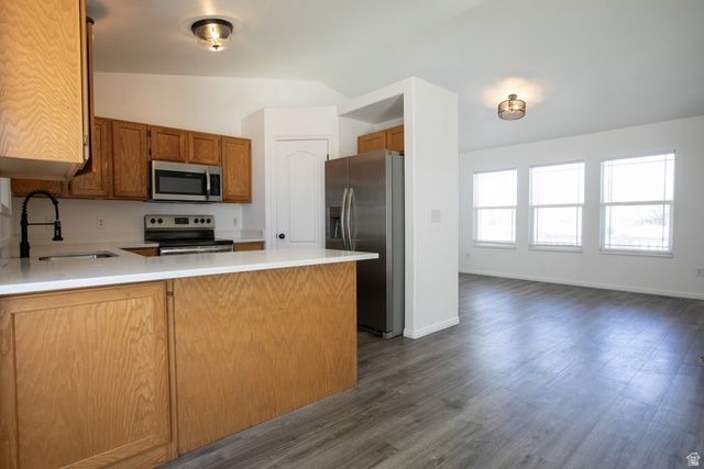 3051 S WATERLEAF WAY, West Valley City, UT 84128