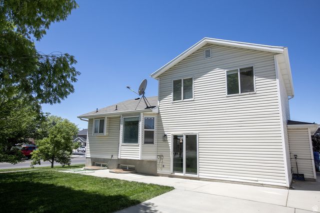 3051 S WATERLEAF WAY, West Valley City, UT 84128