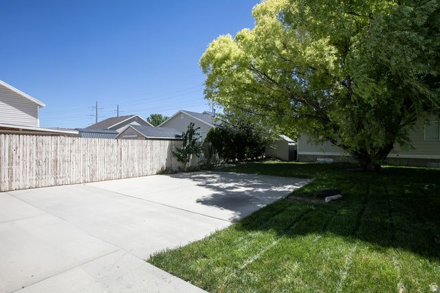 3051 S WATERLEAF WAY, West Valley City, UT 84128