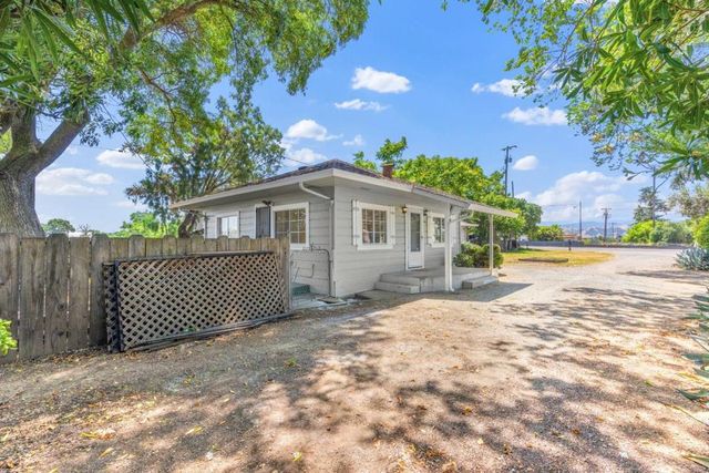 584 Monterey Road, Morgan Hill, CA 95037