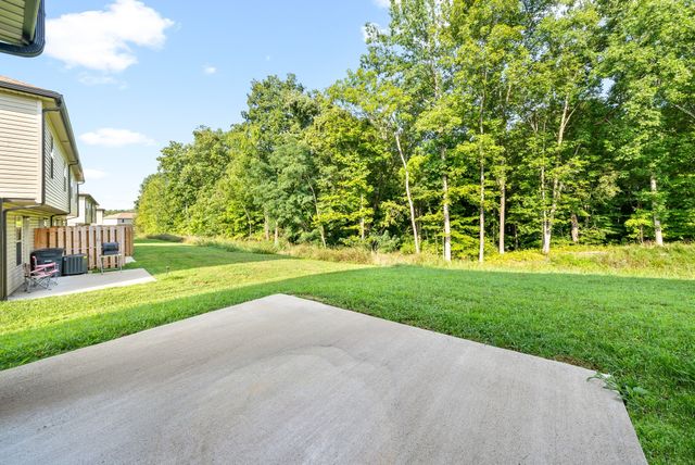 272 Smithson Ln Unit D, Clarksville, TN 37040