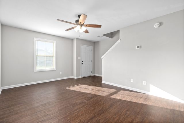 272 Smithson Ln Unit D, Clarksville, TN 37040