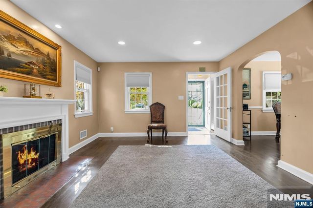 125 Romaine Avenue, Maywood, NJ 07607