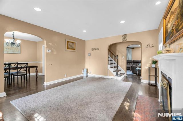 125 Romaine Avenue, Maywood, NJ 07607
