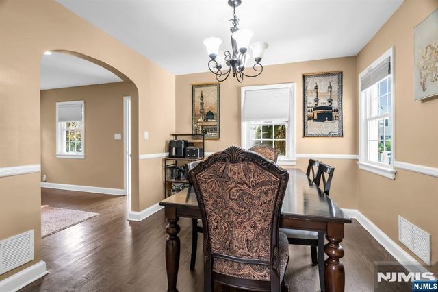 125 Romaine Avenue, Maywood, NJ 07607