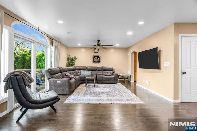 125 Romaine Avenue, Maywood, NJ 07607