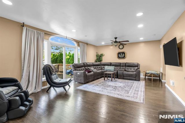 125 Romaine Avenue, Maywood, NJ 07607