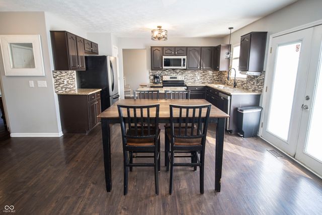 14455 Harrison Parkway, Fishers, IN 46038