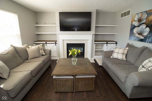 14455 Harrison Parkway, Fishers, IN 46038