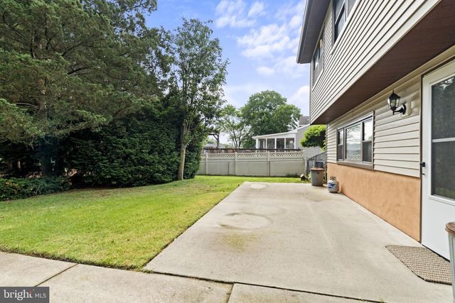 26 DOGWOOD LN, Blackwood, NJ 08012