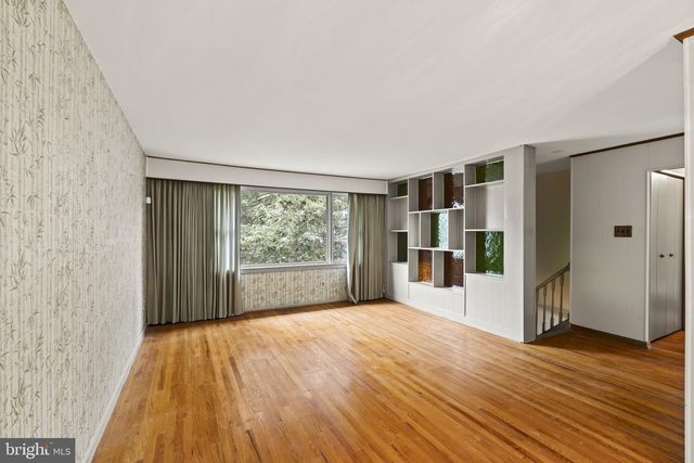 26 DOGWOOD LN, Blackwood, NJ 08012