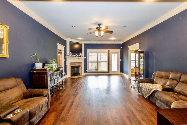 1304 Nature Way, Benton, AR 72019