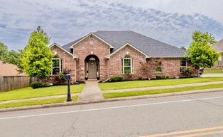 1304 Nature Way, Benton, AR 72019