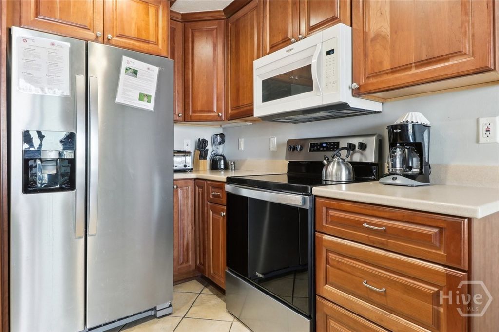 Image 10 of property listing at 404 BUTLER AVENUE Avenue, Tybee Island, GA 31328