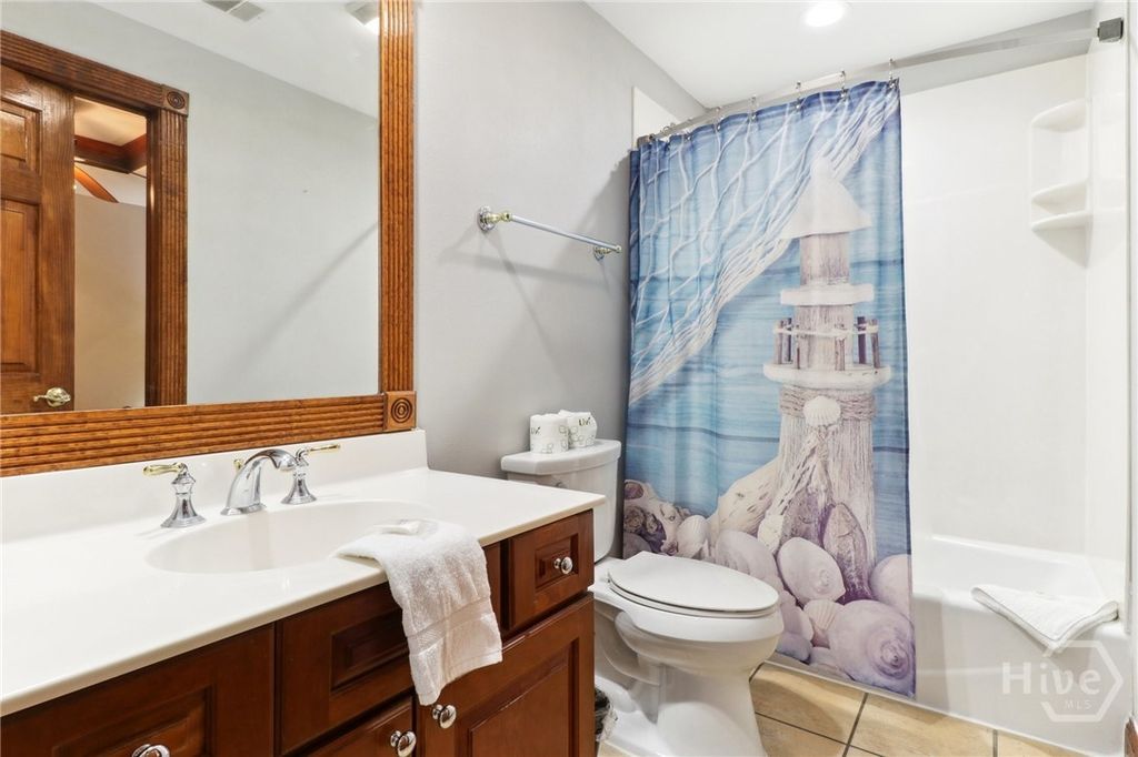 Image 16 of property listing at 404 BUTLER AVENUE Avenue, Tybee Island, GA 31328