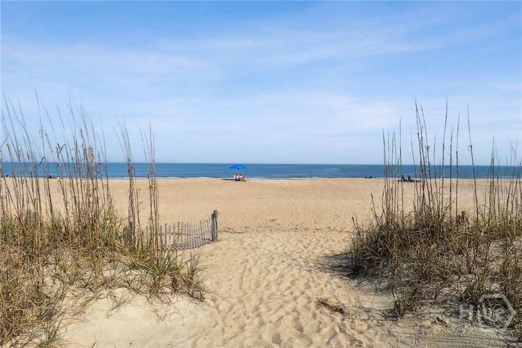 Image 24 of property listing at 404 BUTLER AVENUE Avenue, Tybee Island, GA 31328