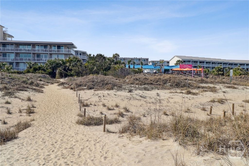 Image 25 of property listing at 404 BUTLER AVENUE Avenue, Tybee Island, GA 31328