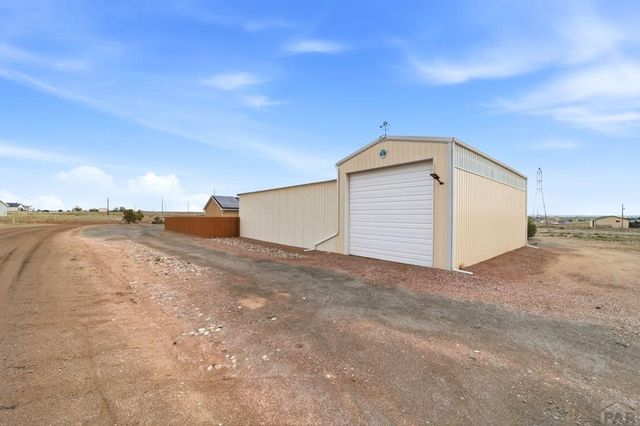 1008 E Kirkwood Dr, Pueblo West, CO 81007