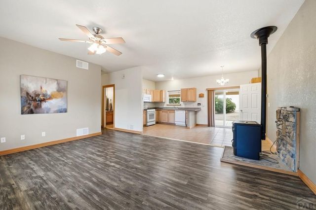 1008 E Kirkwood Dr, Pueblo West, CO 81007