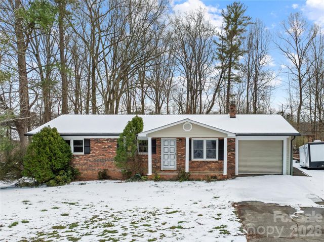 246 Harriet Lane, Statesville, NC 28625