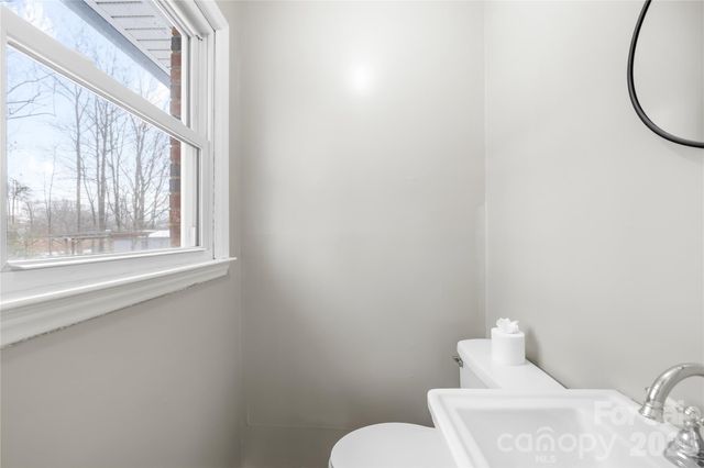 246 Harriet Lane, Statesville, NC 28625