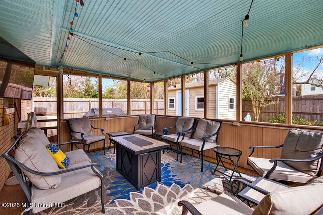 224 Saint Paul Avenue, Pass Christian, MS 39571