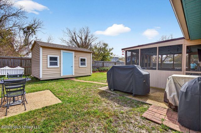 224 Saint Paul Avenue, Pass Christian, MS 39571