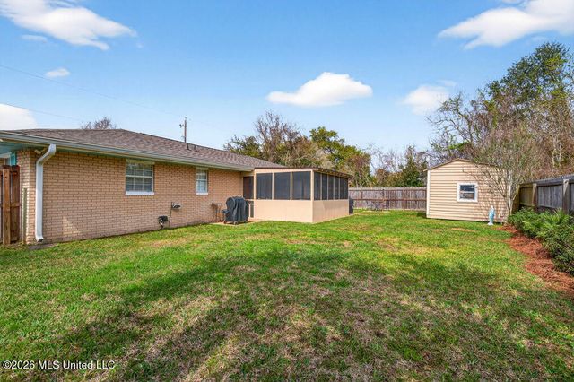 224 Saint Paul Avenue, Pass Christian, MS 39571