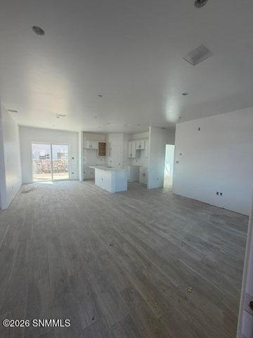 6549 Thrush Pl Street, Las Cruces, NM 88012