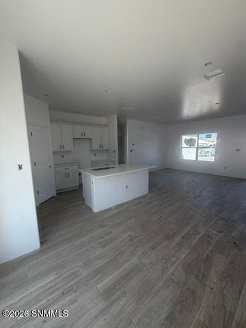 6549 Thrush Pl Street, Las Cruces, NM 88012