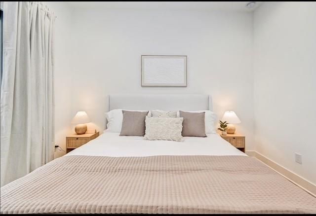 5910 Val Verde Street, Houston, TX 77057