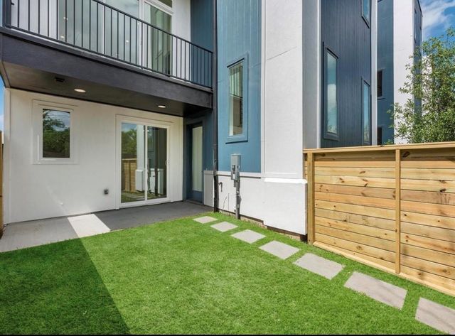 5910 Val Verde Street, Houston, TX 77057